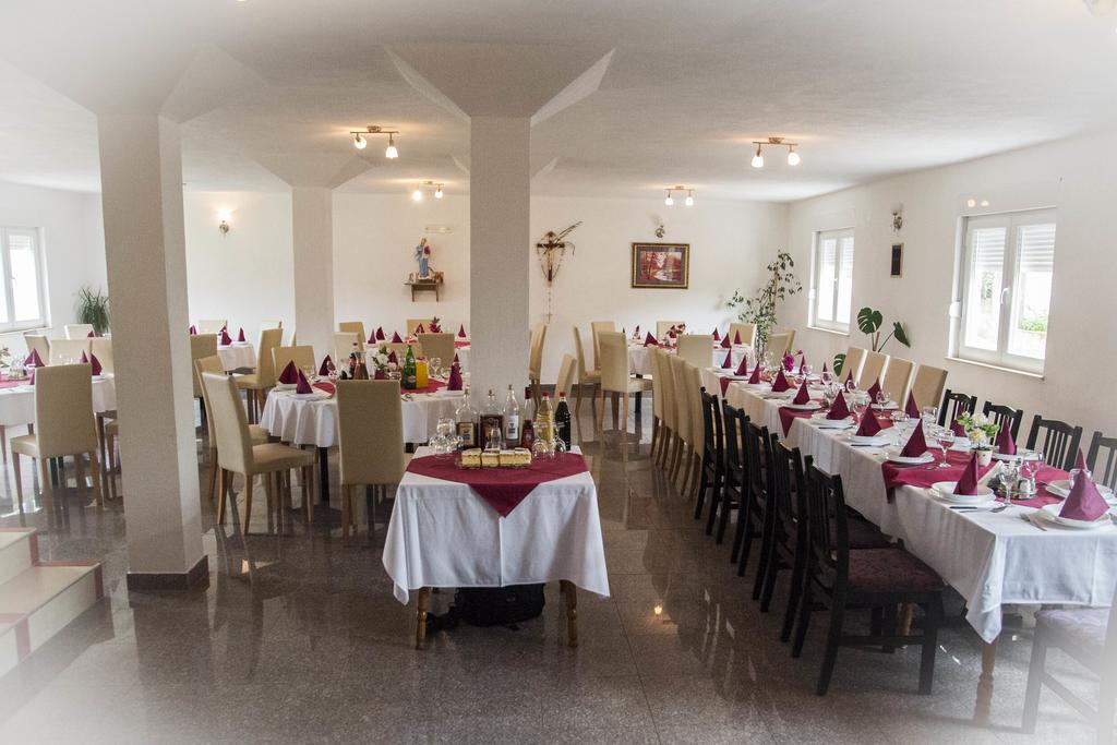 Pansion Danijel Hotel Međugorje Eksteriør billede